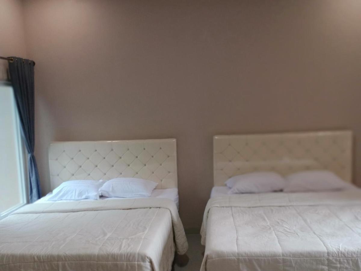Villa Pringgitan Tawangmangu Esterno foto